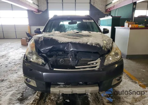 2012 Subaru Outback 2.5I Premium z USA, uszkodzony, nr VIN 4S4BRCGC4C3219574